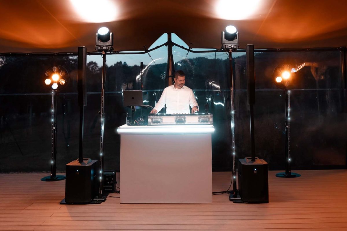 DJ na svatbu Ondra Seidl – cena a vybavení