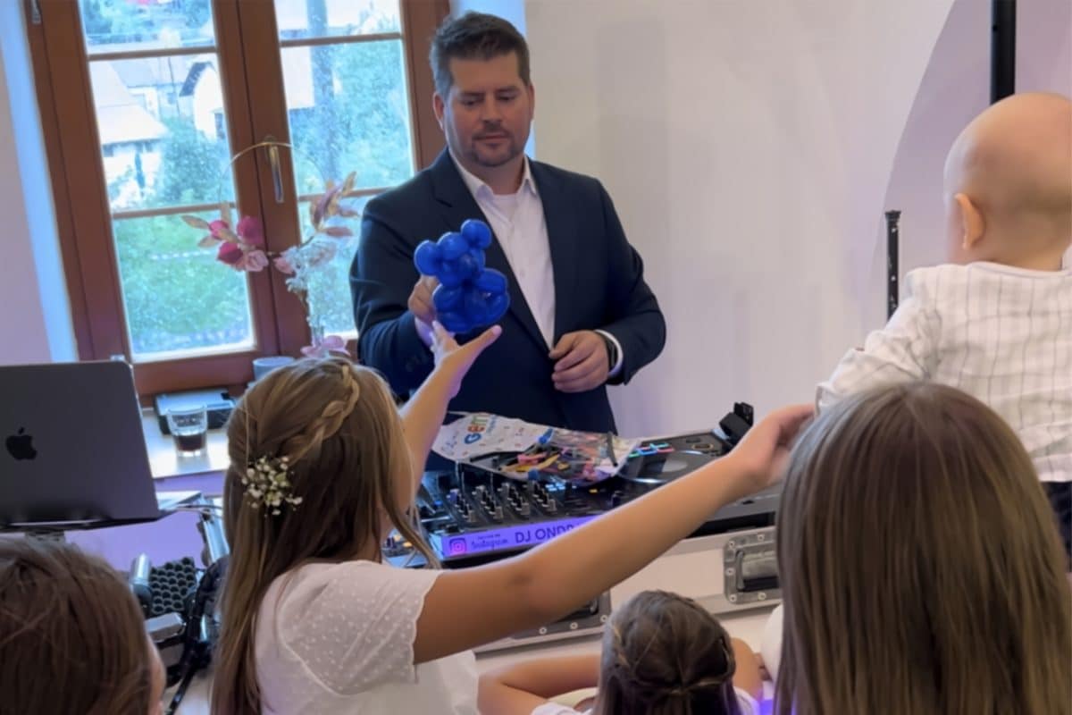 Zábava pro děti na svatbu