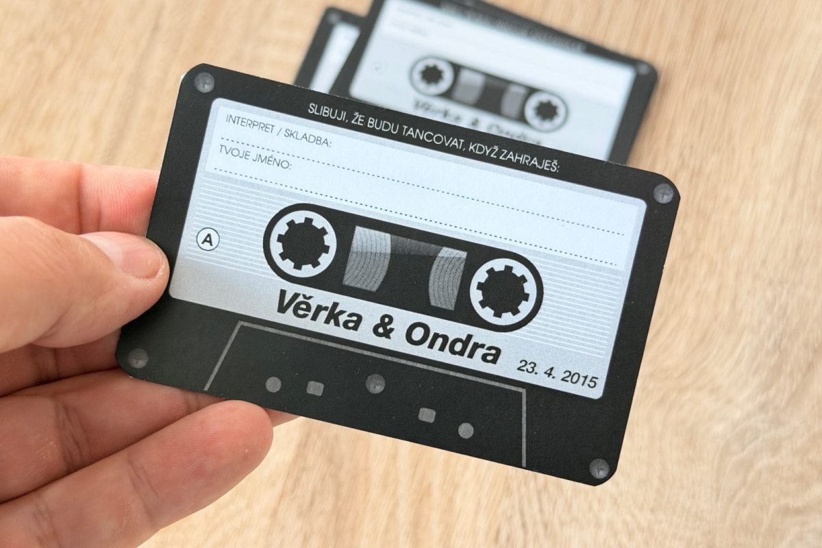 Písnička na přání - personifikovaná kartička kazeta vzkaz DJ