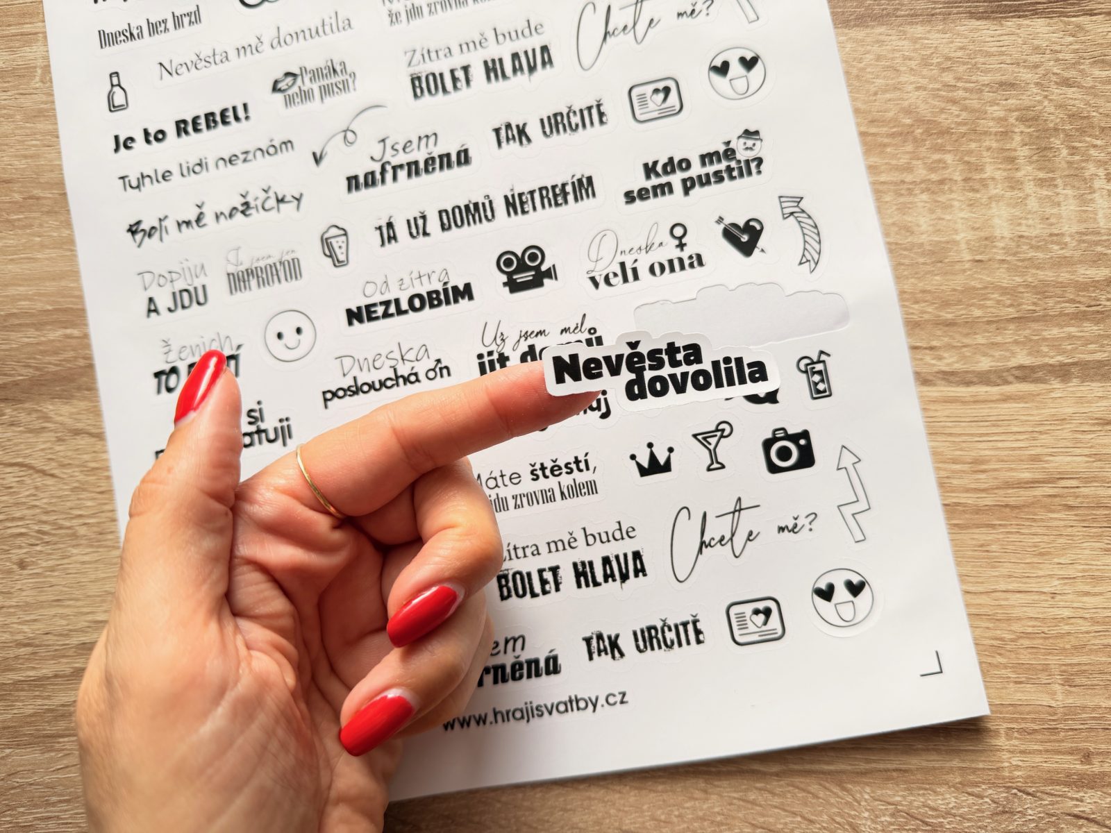 Samolepky do fotoknihy – vtipné (A4, bílá, 80 ks) Samolepky do fotokoutku 2 - vtipné